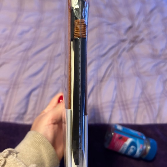 OnMove A5 College Ruled Notebook - Brown with pen - Picture 4 of 5